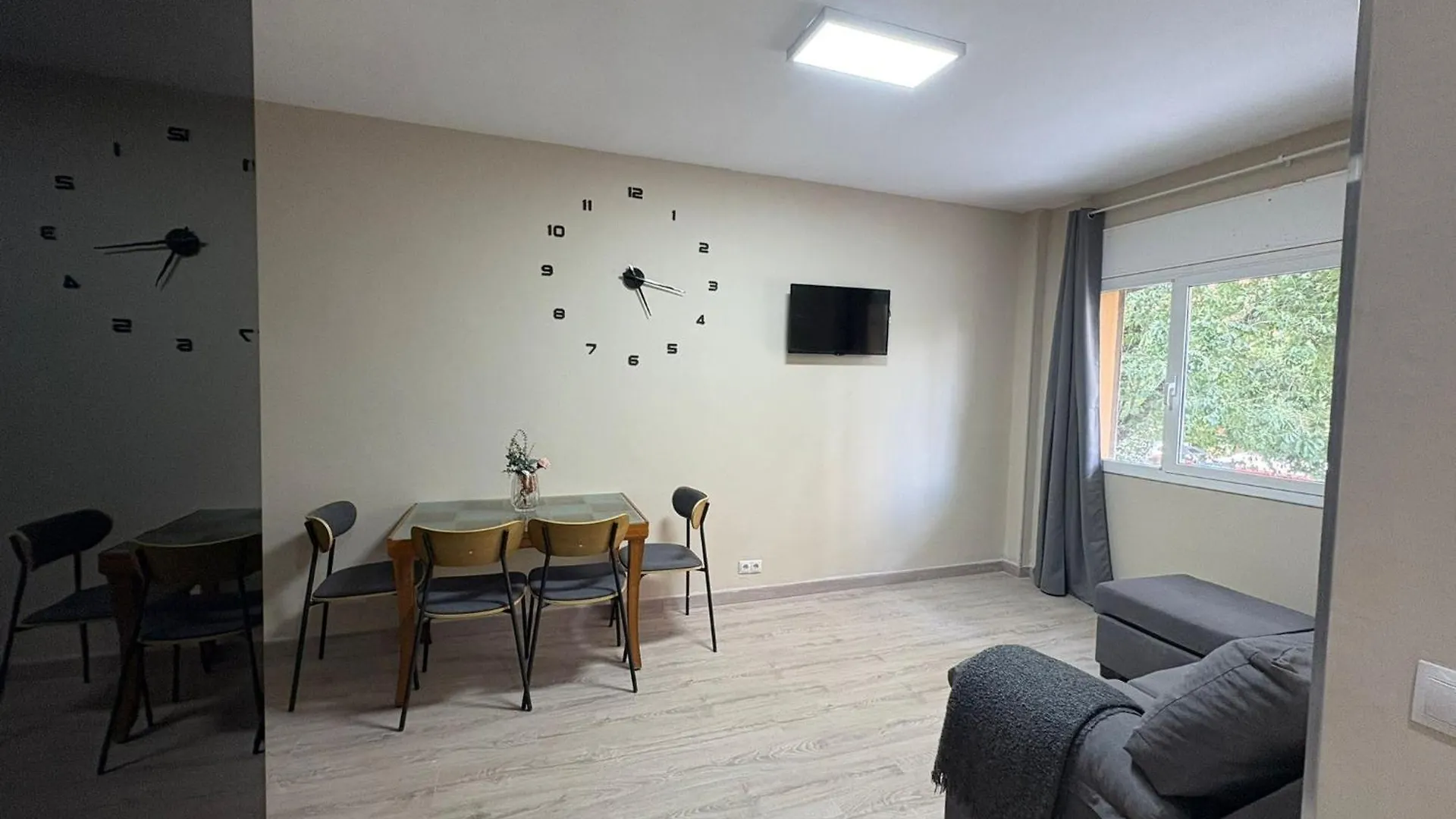 Felipe II Apartment Barcelona 0*,  Spanyolország